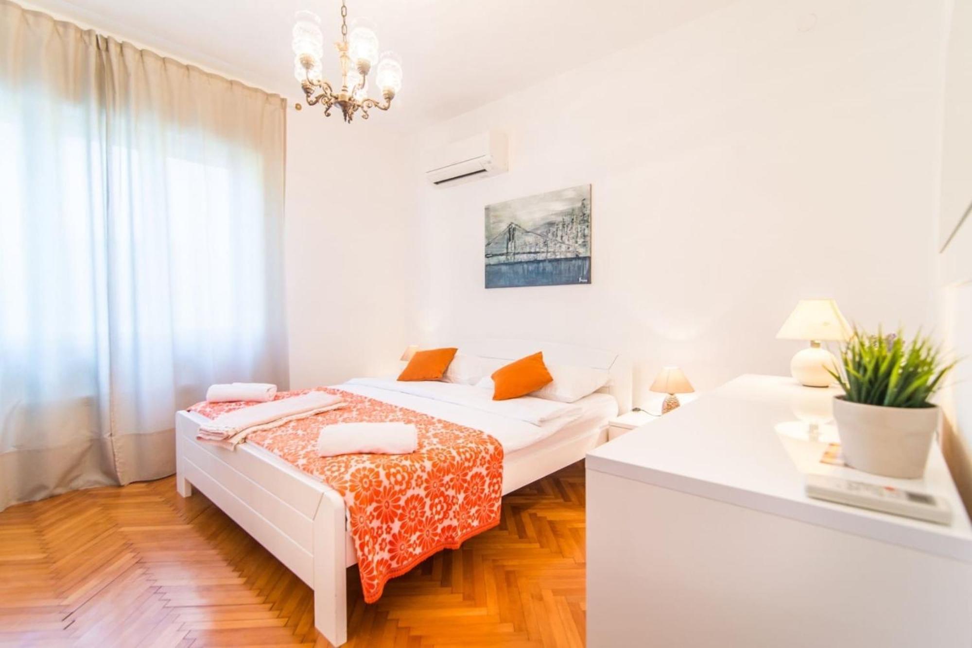 Villa Amalija - Apartment Amy Medulin Bagian luar foto